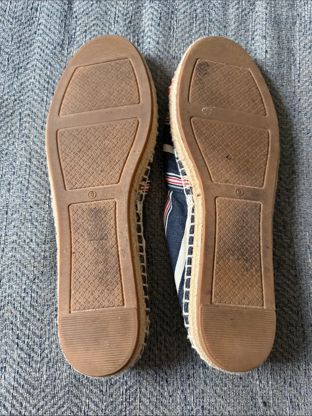 Tory Burch Red Blue White Stripe Cap Toe Colorblock Leather Espadrilles Size: 9